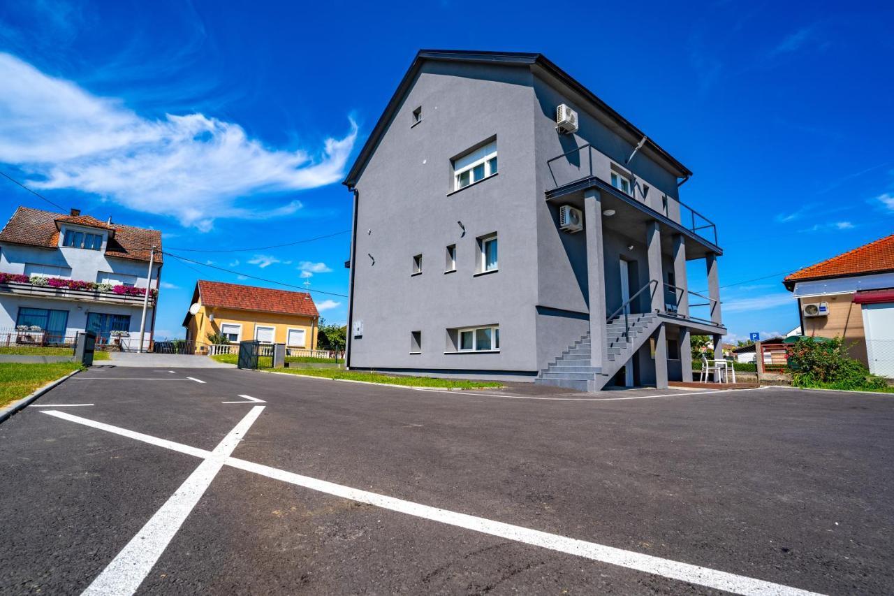 Km Therooms Bjelovar Eksteriør bilde